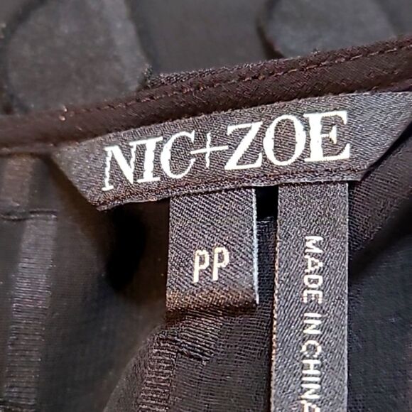 Nic + Zoe Sleeveless Black Dress with Scalloped Overlay, Size PP, NWOT - Picture 7 of 8